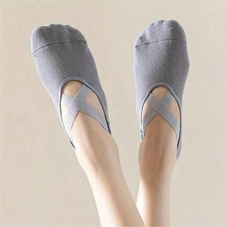 Anti-slip silicone sole yoga s - Yoga Daily Fitness reseña y precio