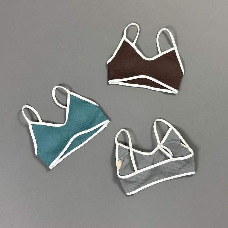 Women Contrastline Yoga Bra V  - Yoga Daily Fitness reseña y precio
