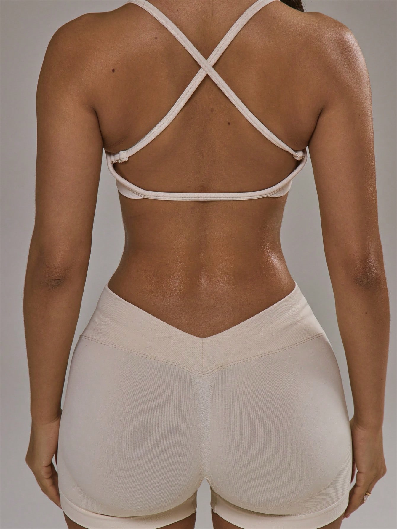 Cross Back Sports Bra & Scrunc - Yoga Daily Fitness reseña y precio